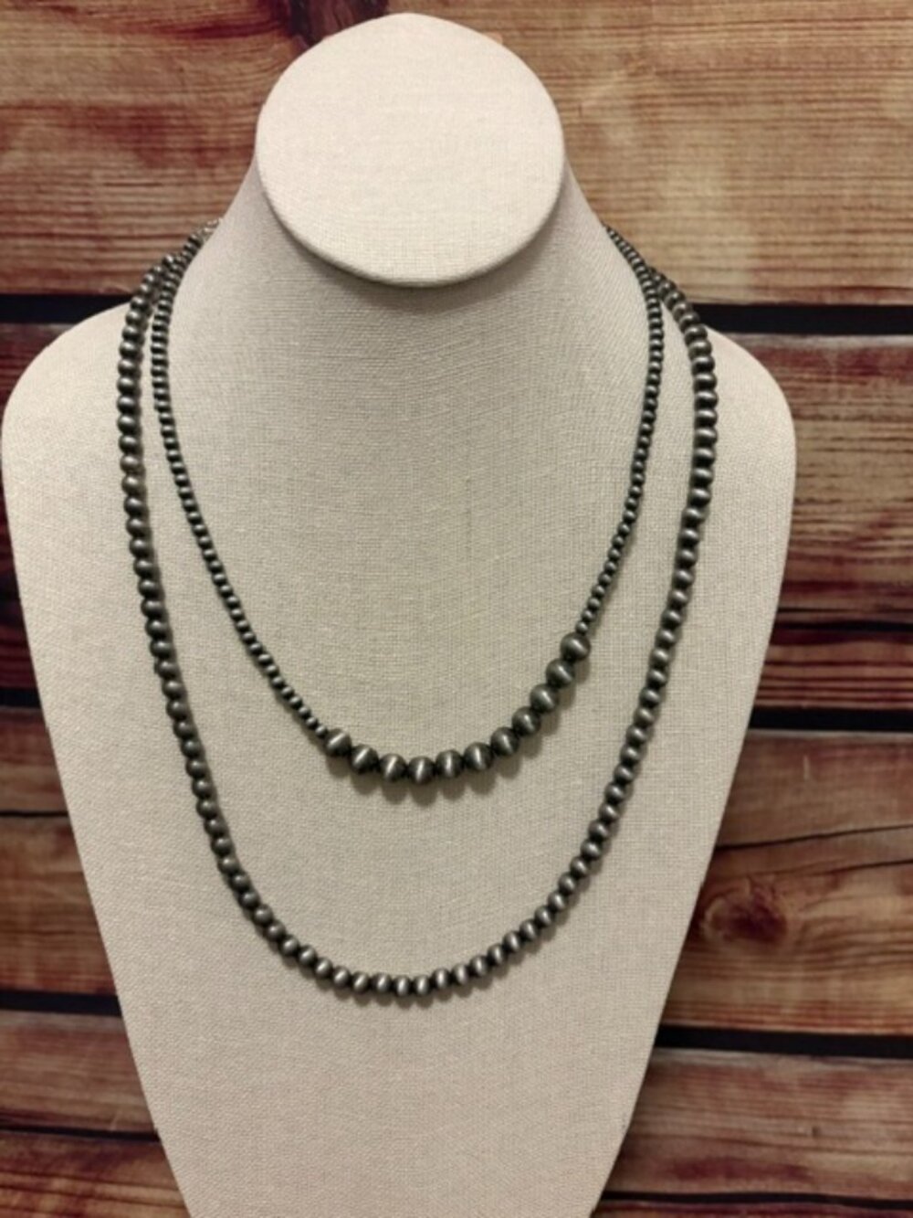 ISAC Handmade Western Navajo Style 2-Strand Beaded Necklace 20-25"